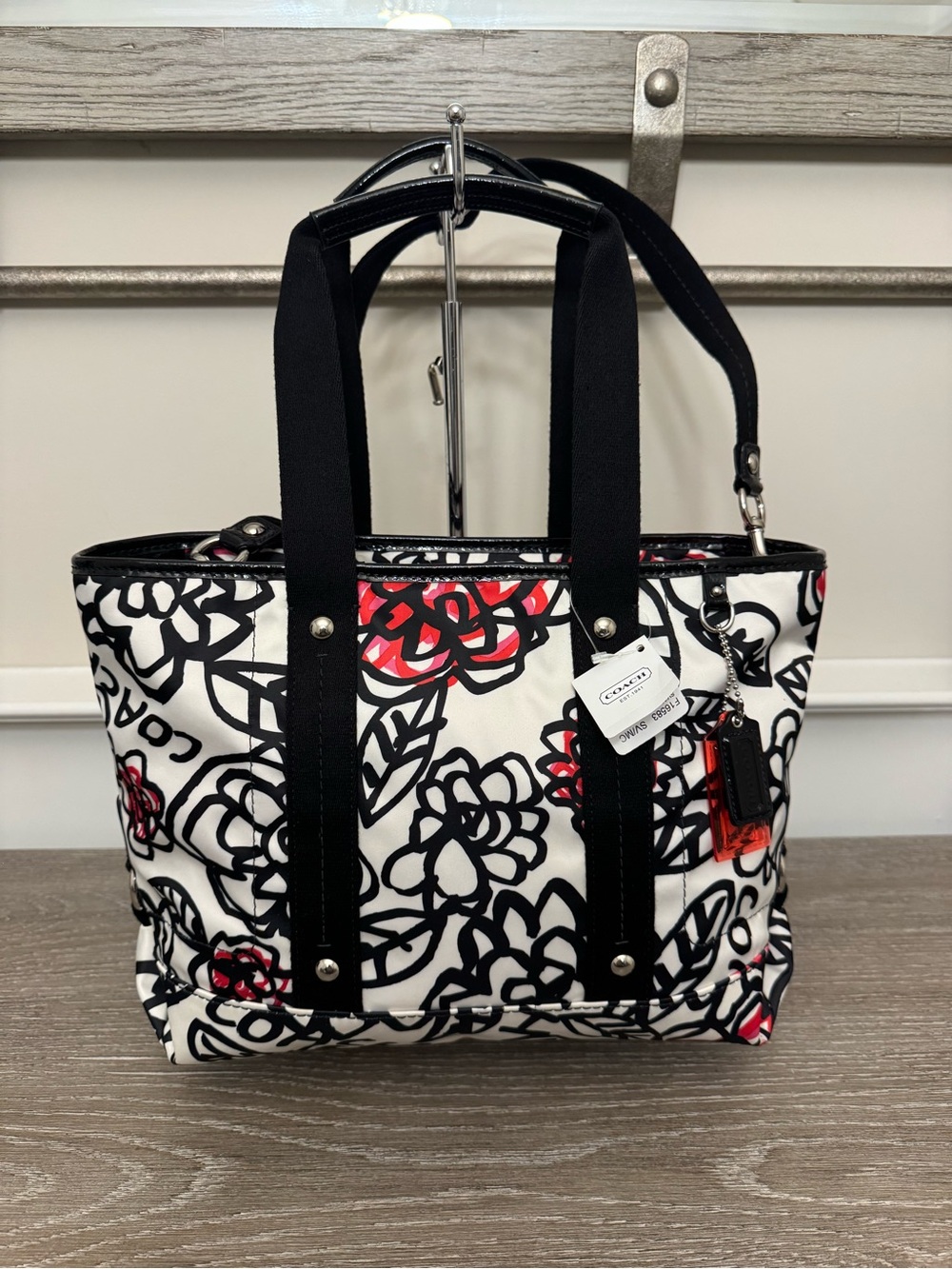 Coach Poppy Daisy Floral Graffiti Tote